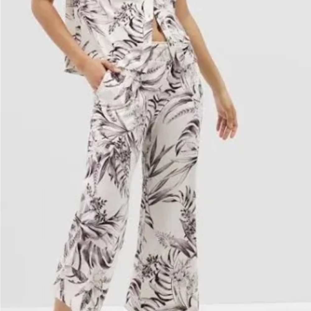 Soma NWT floral Cool Nights pajama set size XXL Palm Perfect Champagne